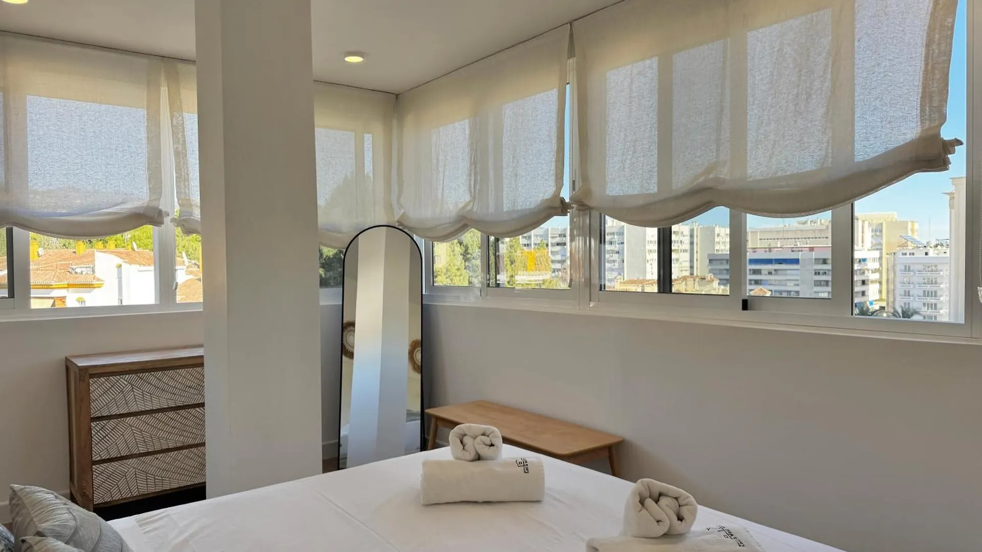 Oasis Studio II Marbella Center With Mountain Views - Eaw Homes 0*,  Spain